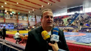 قهرمانی فراجای خراسان رضوی در رقابتهای کشتی با چوخه قهرمانی کشور؛ ۳۰۴ چوخهکار به میدان رفتند 2 کشتی با چوخه